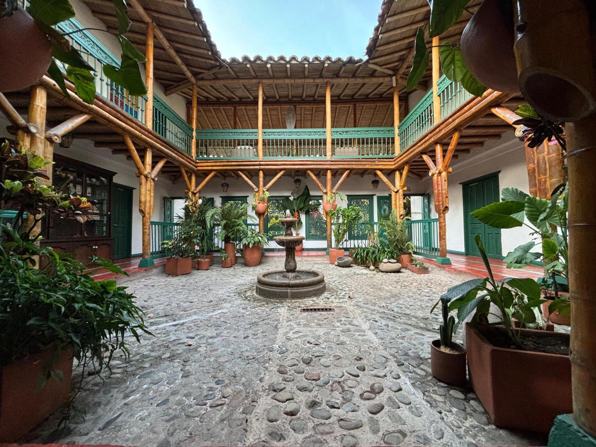 Hacienda Bambusa El Caimo Exteriör bild